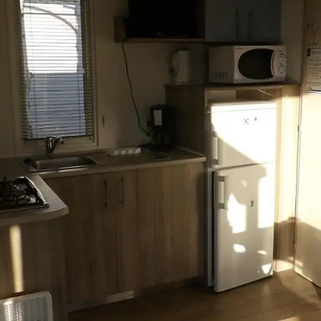 Mobil Avec Terrasse Pour 6 Personnes - Api-1-52-381 Campingplads Saint-Sornin (Charente-Maritime)