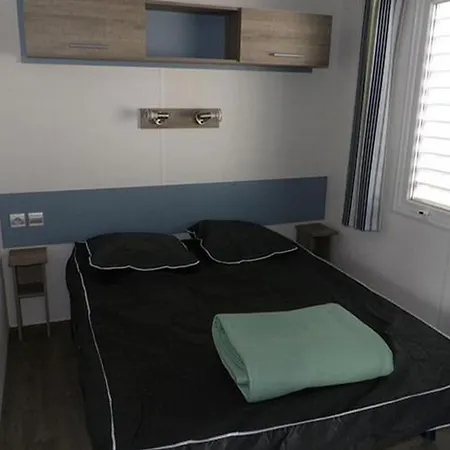 Mobil Avec Terrasse Pour 6 Personnes - Api-1-52-381