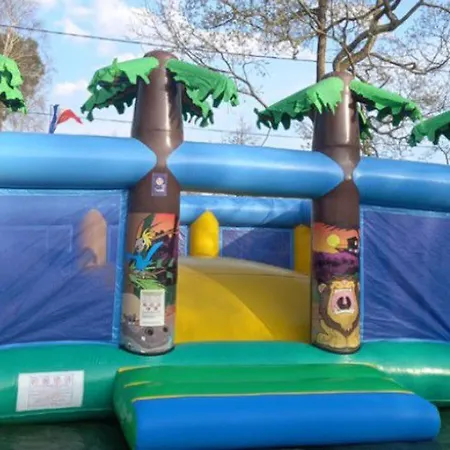 Mobil Avec Terrasse Pour 6 Personnes - Api-1-52-381 *