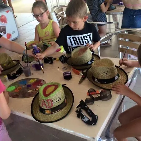 Mobil Avec Terrasse Pour 6 Personnes - Api-1-52-381 Camping