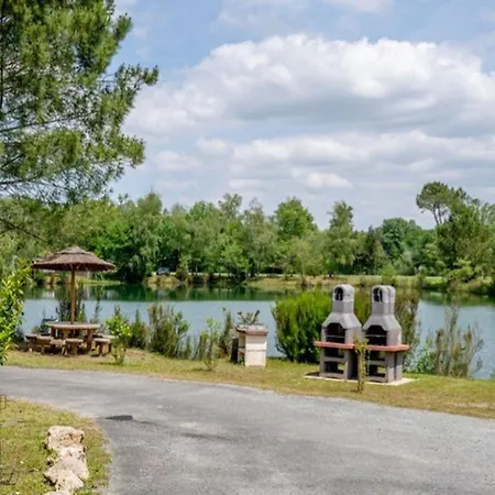 Mobil Avec Terrasse Pour 6 Personnes - Api-1-52-381 Camping *