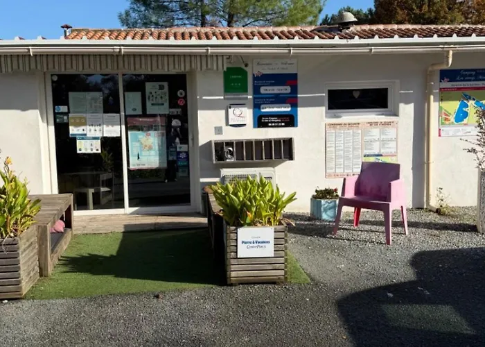 Mobil Avec Terrasse Pour 6 Personnes - Api-1-52-381 Camping Saint-Sornin (Charente-Maritime)