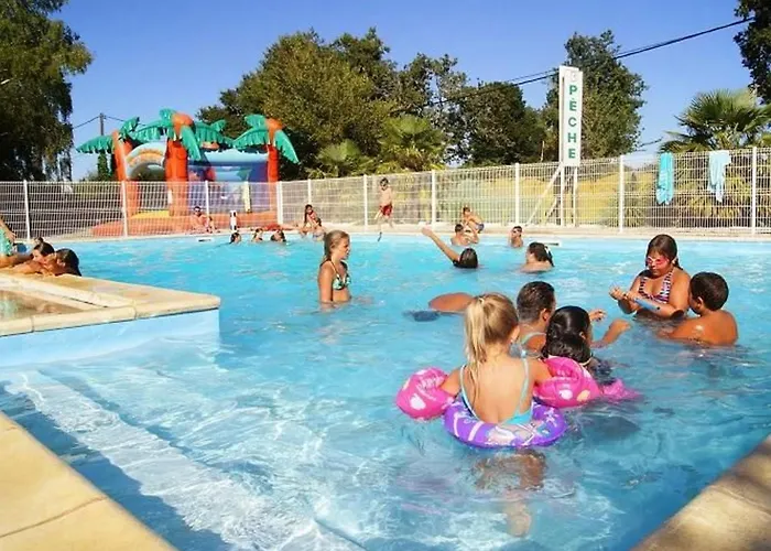 Camping Mobil Avec Terrasse Pour 6 Personnes - Api-1-52-381 *